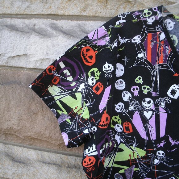Disney Nightmare Before Christmas Scrub Top Size 2X - Picture 5 of 16